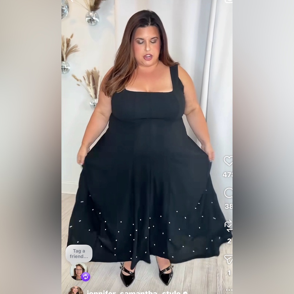 Plus A-Line Sleeveless Midi Dress